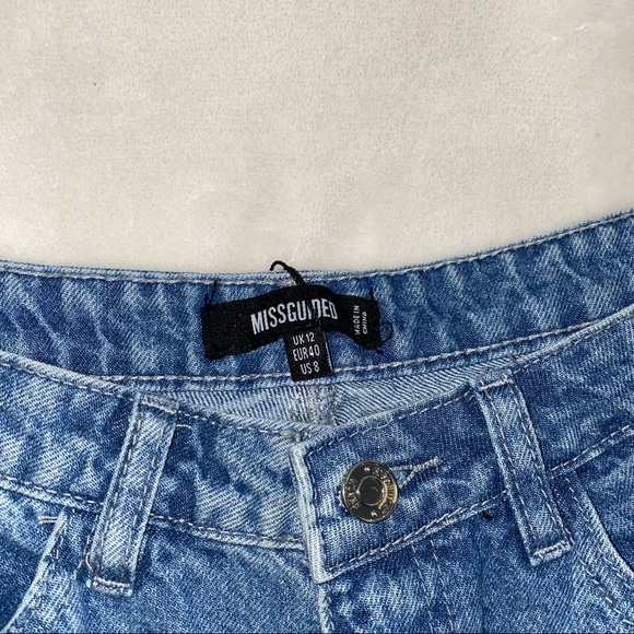 HIGH WAISTED CUFFED DENIM MOM JEANS - Picture 3 of 8